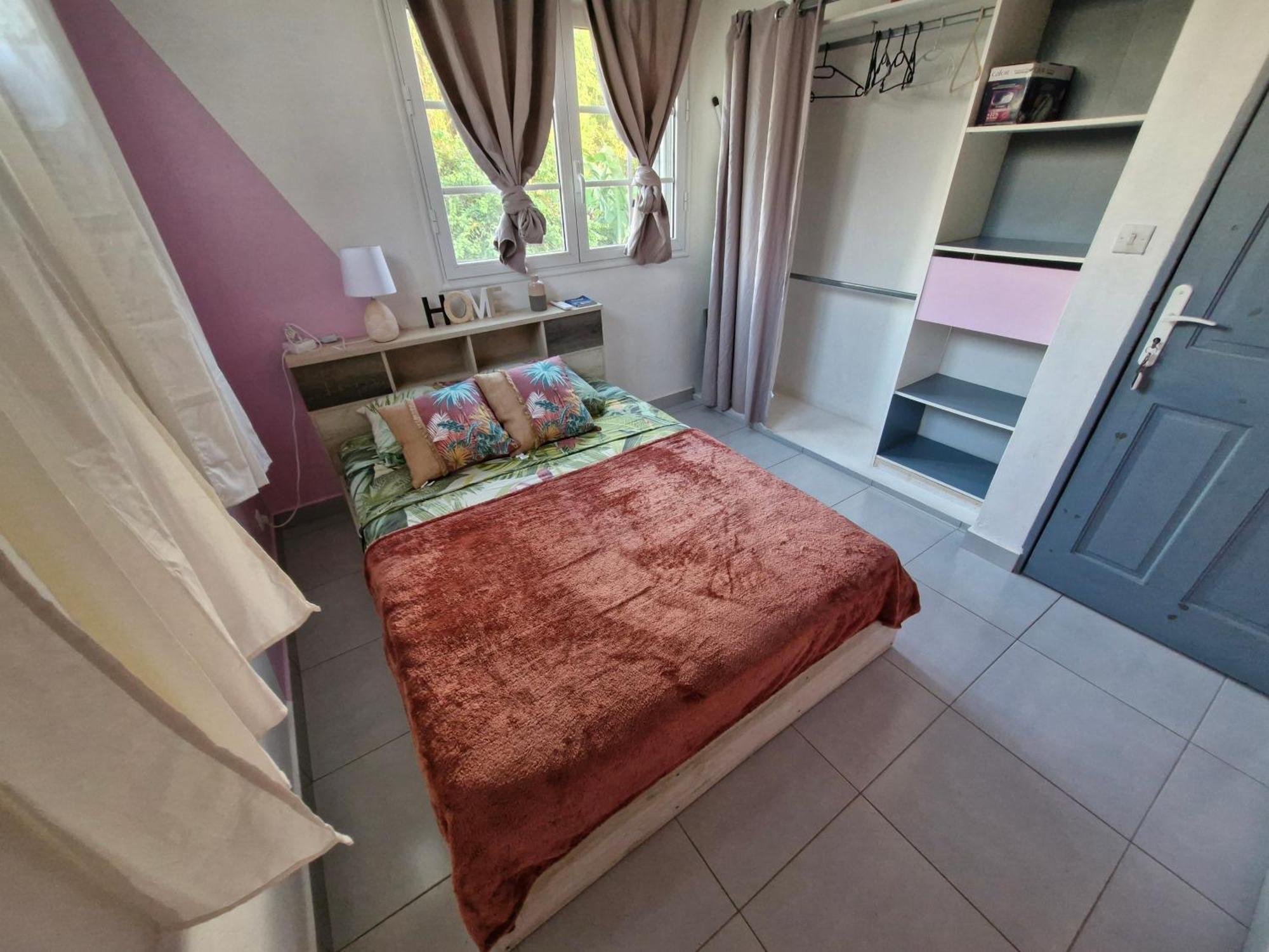 Chambres D'Hotes Dans Villa A Chateauboeuf Фор-де-Франс Экстерьер фото